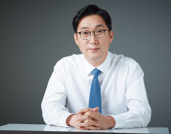 韓國首爾市銅雀區(qū)長李昌瑀李昌瑀照片.jpg